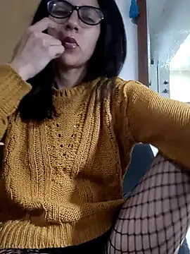 Camilitah online show from 11-04-25, 02:49