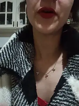 Camilitah online show from 07-18-26, 05:44