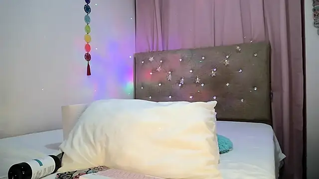 Snapshot of sofia8428 chatting on 04-02-26, 02:47 sofia8428 online show from 04-02-26, 02:47