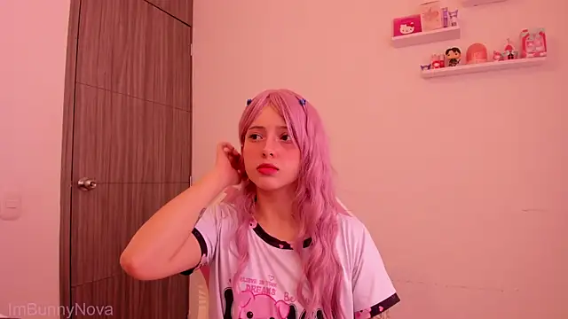 ImBunnyNova online show from 06-19-26, 03:05