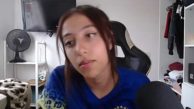 Snapshot of babygirlfree chatting on 02-23-26, 06:49 babygirlfree online show from 02-23-26, 06:49