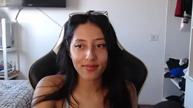 Snapshot of babygirlfree chatting on 04-14-26, 07:31 babygirlfree online show from 04-14-26, 07:31