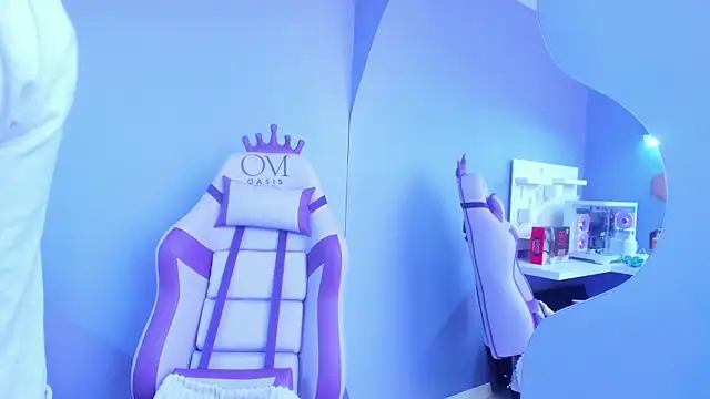 Elaine87  online show from 02-24-26, 02:48