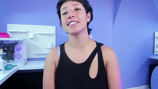 Elaine87  online show from 02-25-26, 01:43