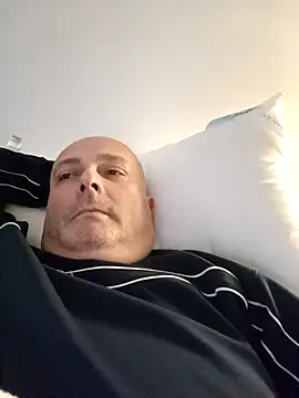 Alexis Bull online show from 03-19-25, 08:34