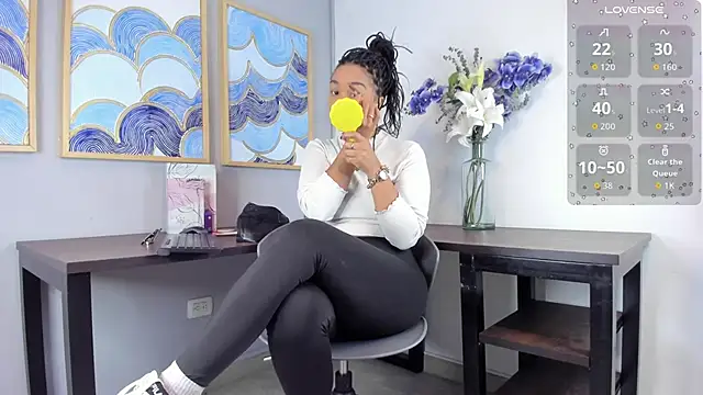 andrea xoe  online show from 10-14-25, 02:07