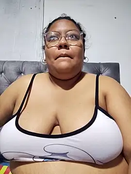 Snapshot of sheila_ro chatting on 04-25-26, 04:59 sheila ro online show from 04-25-26, 04:59