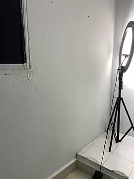 Snapshot of sashaoficial_ chatting on 02-13-26, 11:01 sashaoficial online show from 02-13-26, 11:01