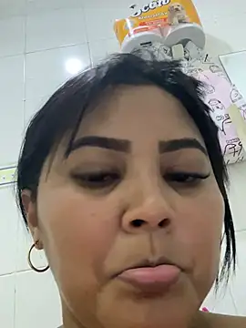 Snapshot of sashaoficial_ chatting on 03-23-26, 11:09 sashaoficial online show from 03-23-26, 11:09