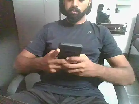 lovelyakash69 online show from 09-10-25, 03:39