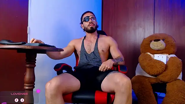 Snapshot of pirata_fitness chatting on 09-14-25, 08:35 pirata fitness online show from 09-14-25, 08:35