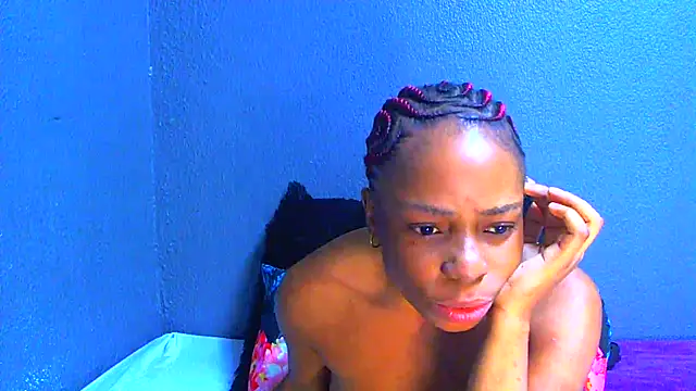 SMALLBOOBSXX online show from 06-29-26, 05:03