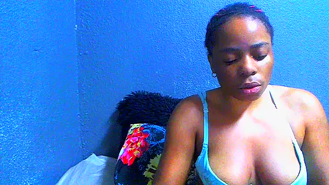 SMALLBOOBSXX online show from 07-29-26, 05:38