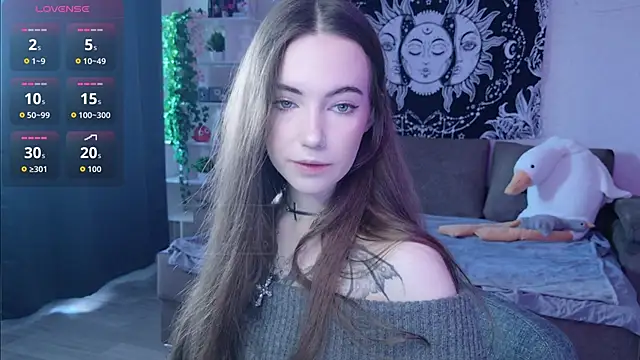 Snapshot of naugghtynikki chatting on 09-11-25, 04:23 naugghtynikki online show from 09-11-25, 04:23