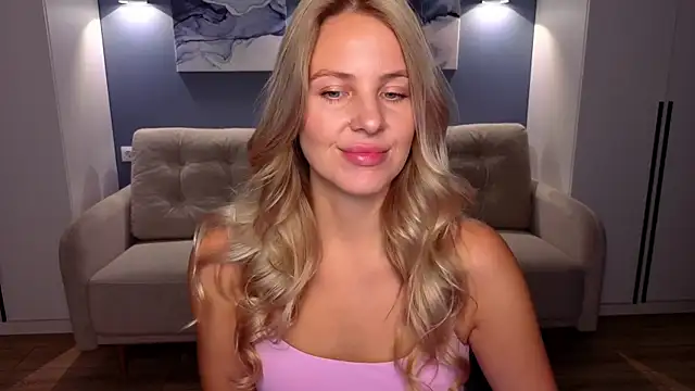 MelanieBennett online show from 10-03-25, 06:10