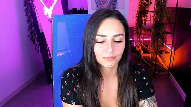 ValeriiMills online show from 09-15-25, 03:01