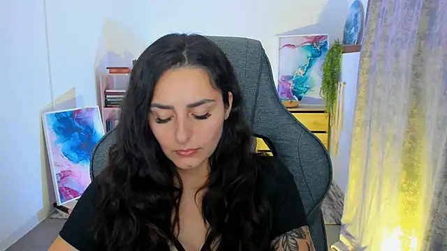 ValeriiMills online show from 09-26-25, 02:43