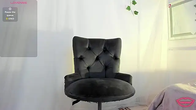  Orquidea  online show from 02-26-26, 01:21