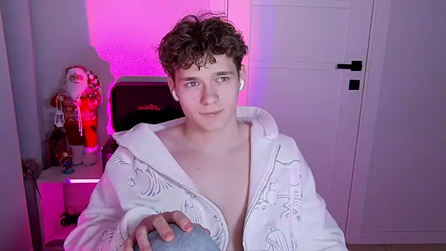 DanyDavis online show from 12-14-25, 12:43