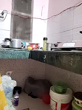 Desi Bhabi 01 online show from 12-05-25, 03:20