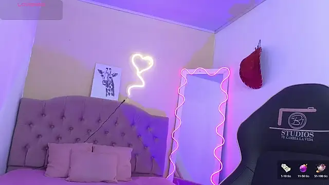 kissy tay online show from 10-19-25, 11:33