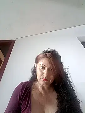 lunadicty online show from 10-17-25, 11:40