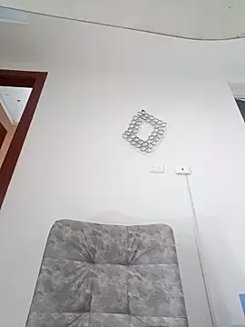 lunadicty online show from 10-26-25, 08:59