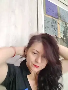 lunadicty online show from 05-12-26, 09:34