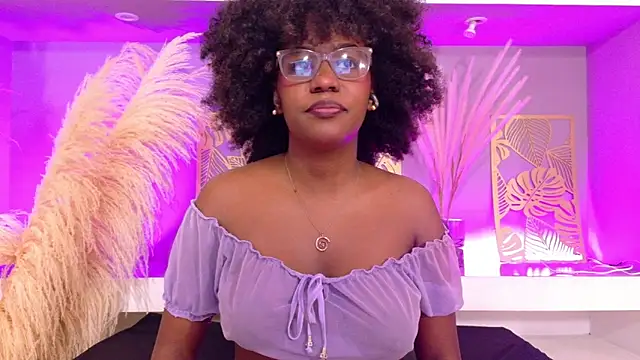 Snapshot of RachelStonne chatting on 11-24-25, 02:06 RachelStonne online show from 11-24-25, 02:06