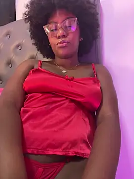 Snapshot of RachelStonne chatting on 01-15-26, 05:45 RachelStonne online show from 01-15-26, 05:45