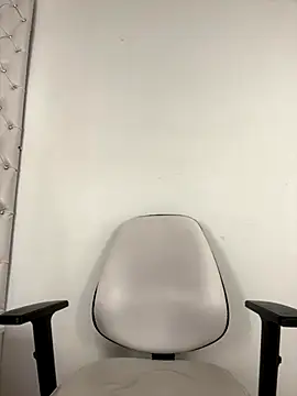 Snapshot of PapiStan chatting on 10-25-25, 10:37 PapiStan online show from 10-25-25, 10:37