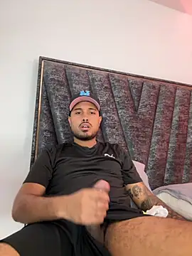 Snapshot of PapiStan chatting on 10-29-25, 06:48 PapiStan online show from 10-29-25, 06:48