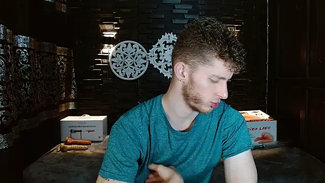 andrewxbi online show from 11-24-25, 11:54