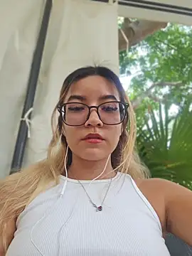 Pretty roxxyy online show from 05-02-26, 01:16