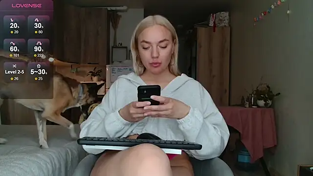 Eva   forever online show from 05-06-26, 03:24