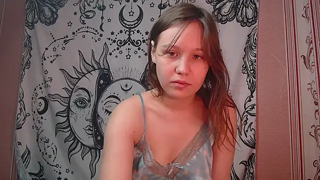 Thighswithspikes online show from 09-15-25, 08:03