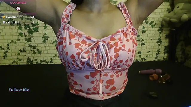 Snapshot of Trishna_love chatting on 11-05-25, 03:28 Trishna love online show from 11-05-25, 03:28