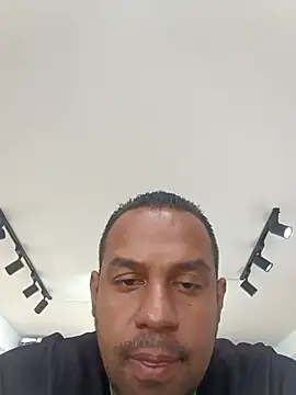 Snapshot of elnegro707070 chatting on 10-03-25, 11:18 elnegro707070 online show from 10-03-25, 11:18