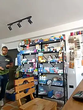 Snapshot of elnegro707070 chatting on 10-12-25, 07:02 elnegro707070 online show from 10-12-25, 07:02