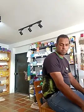 elnegro707070 online show from 11-23-25, 02:39