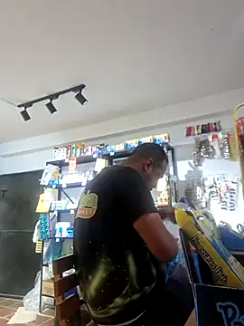 elnegro707070 online show from 01-12-26, 11:04