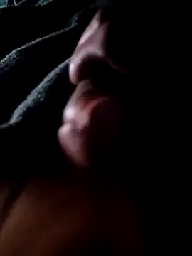 Snapshot of Safadiooline chatting on 09-11-25, 08:47 Safadiooline online show from 09-11-25, 08:47