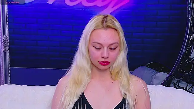 AlessiaCroft online show from 05-06-26, 04:08