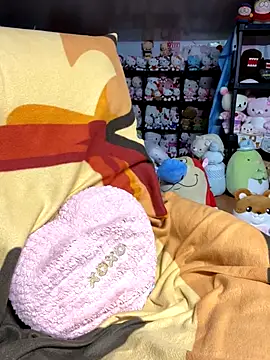 w3tkittty online show from 11-22-25, 04:22