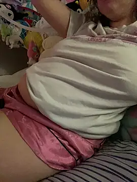 Snapshot of w3tkittty chatting on 03-26-26, 06:13 w3tkittty online show from 03-26-26, 06:13