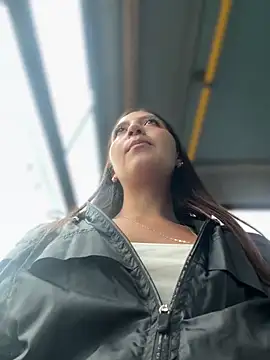 Snapshot of MELODY__06 chatting on 09-15-25, 01:33 MELODY 06 online show from 09-15-25, 01:33