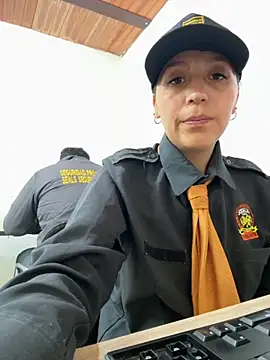 Snapshot of MELODY__06 chatting on 10-26-25, 12:22 MELODY 06 online show from 10-26-25, 12:22