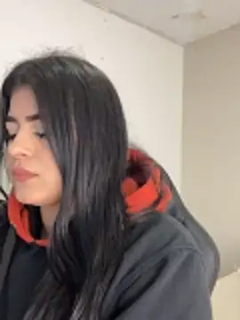 Snapshot of Kariina__69 chatting on 11-13-25, 04:11 Kariina 69 online show from 11-13-25, 04:11