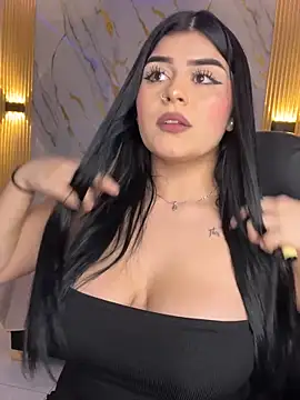 Snapshot of Kariina__69 chatting on 03-12-26, 02:18 Kariina 69 online show from 03-12-26, 02:18