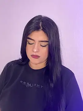 Snapshot of Kariina__69 chatting on 04-16-26, 02:45 Kariina 69 online show from 04-16-26, 02:45